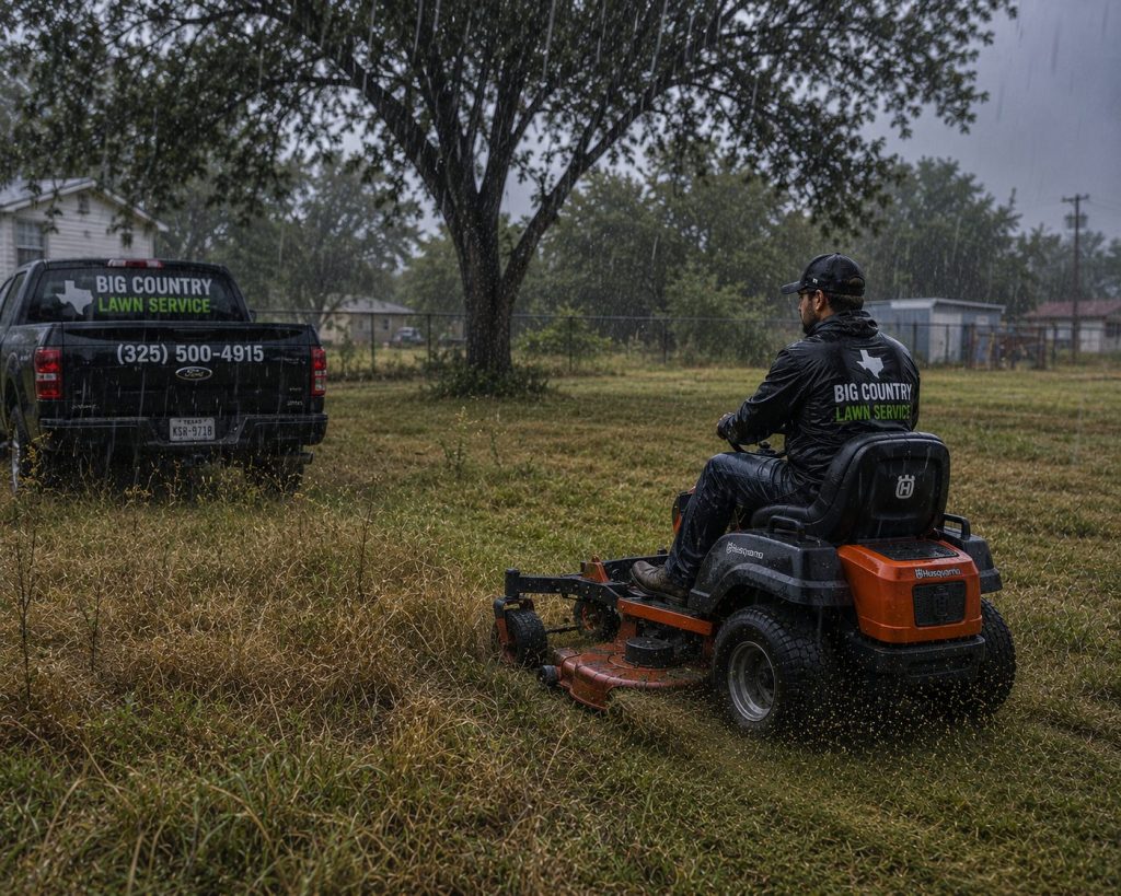 Residential lawn mowing service in Abilene TX by Big Country Lawn Service